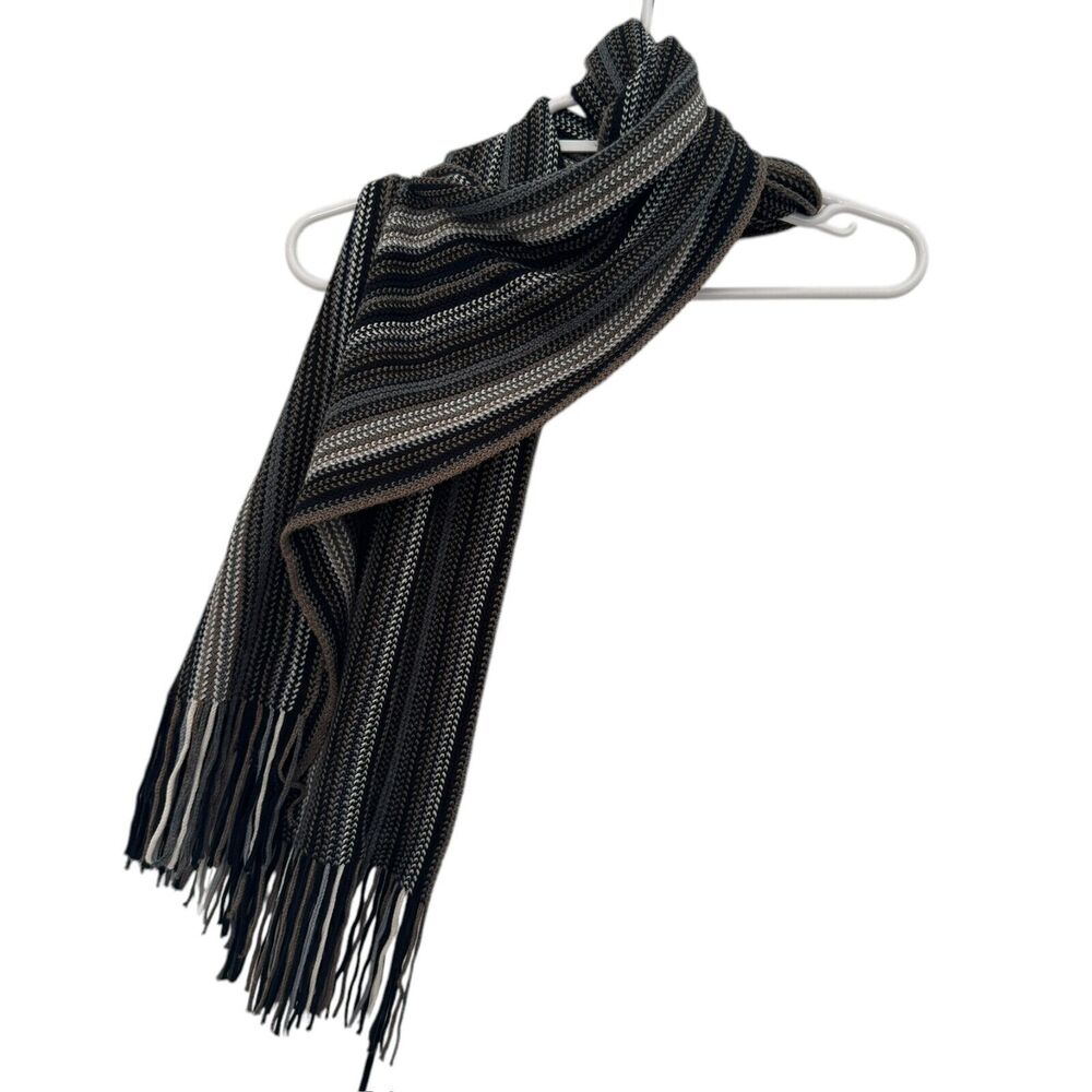 Echo Knitted Scarf Unisex size OS